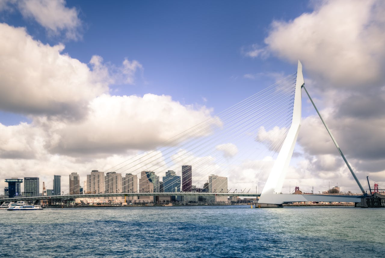 Ontwerper van een icoon: De architect van de Erasmusbrug Rotterdam